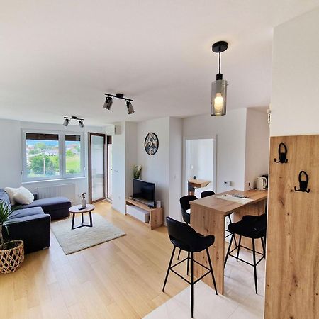 Apartment Queen Karlovac Exterior photo