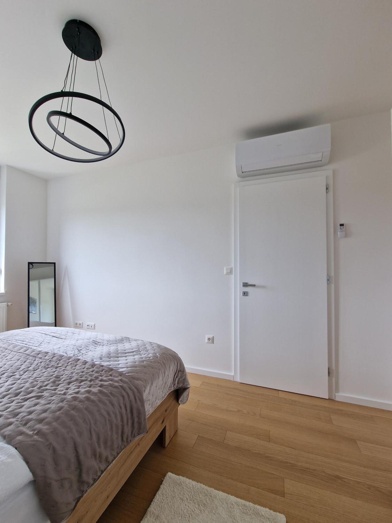 Apartment Queen Karlovac Exterior photo