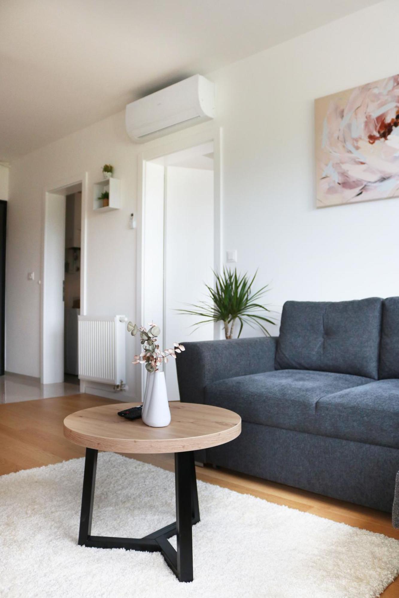Apartment Queen Karlovac Exterior photo
